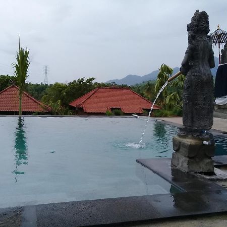 Pemuteran Eliska Sari Bungalows Sumberkima מראה חיצוני תמונה