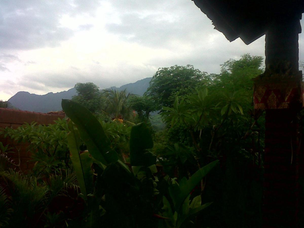 Pemuteran Eliska Sari Bungalows Sumberkima מראה חיצוני תמונה